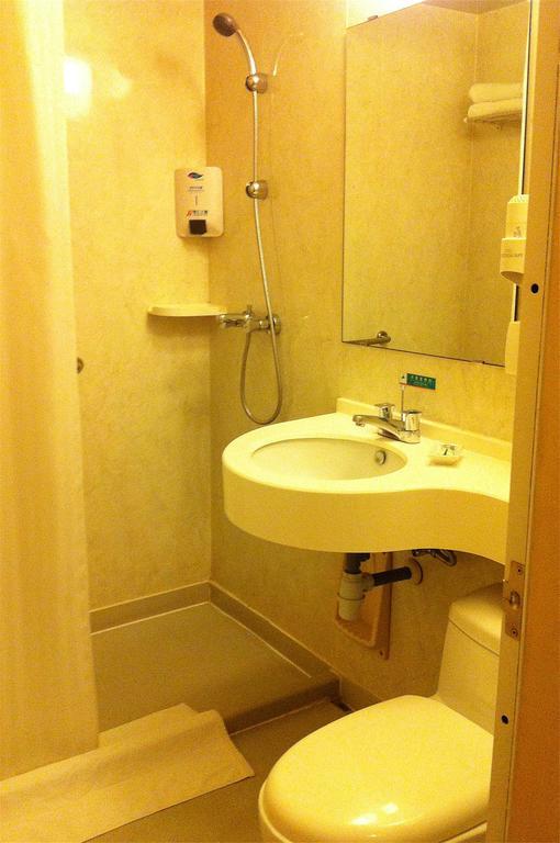 Jinjiang Inn - Tianjin Heping Anshan Road الغرفة الصورة